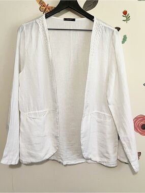 Lightweight White Open-Front Linen Blouse with Crochet Trim